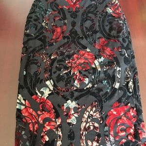 Pretty skirt. Light weight. Great for the office.